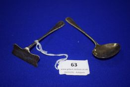 Silver Christening Set Comprising Pusher and Spoon - Hallmarked Birmingham 1950, ~26g