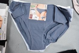 Mara Women's Briefs 5pk Size: L