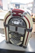Retro Style Juke Box CD Player