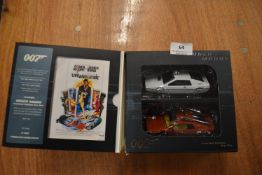 Corgi James Bond 007 Roger Moore Gift Set