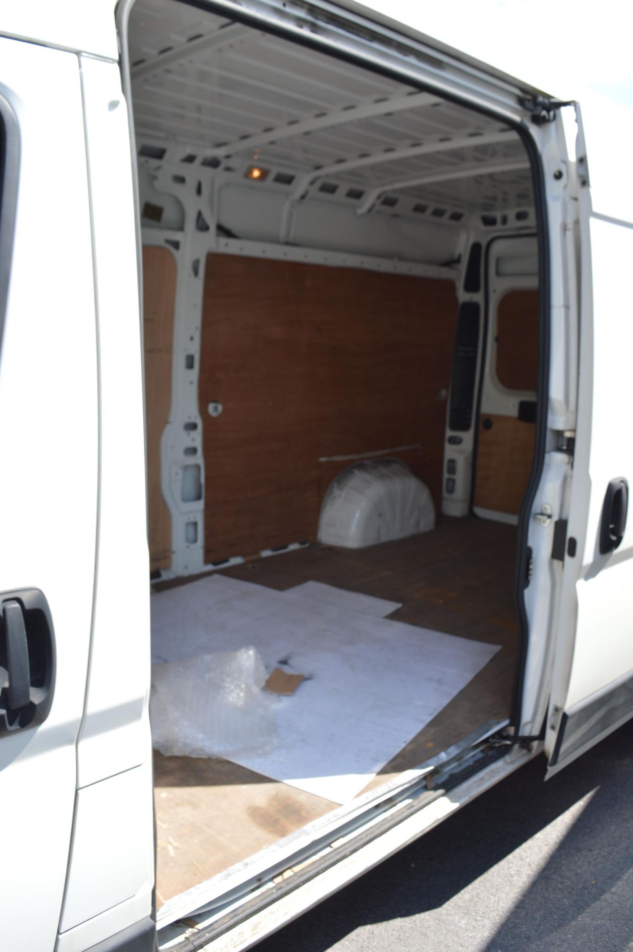 *Peugeot Boxer 335 Pro L3H2 HDi Van, Reg: YF68 ZWW, Mileage 136044 Miles - Image 9 of 13