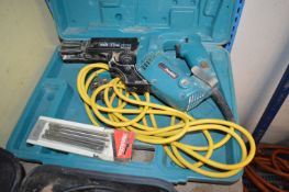 Makita 6833 240v Auto Feed Screwdriver