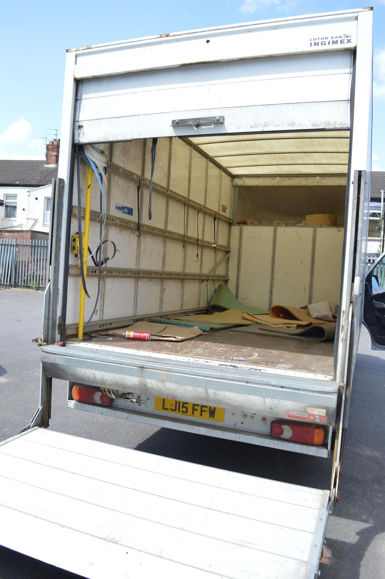 *Renault Master LL35 Business Luton Van with Tail Lift , Reg: LJ15 FFW, Mileage: 173635 miles - Image 5 of 10