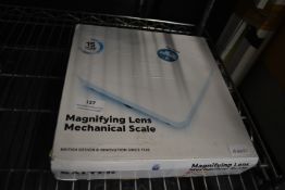 *Magnifying Lens Mechanical Scale