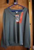*Orvis Sweatshirt Size: M