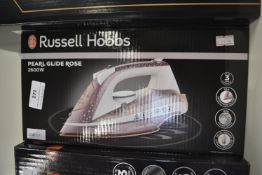 *Russell Hobbs Pearl Glide Rose 2600w Iron