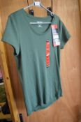 *Kirkland Green Short Sleeve Top Size: M