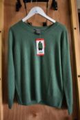 *Matty Green Sweatshirt Size: M