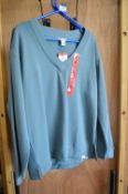 *2x Orvis Blue Long Sleeve V-Neck Top Size: M