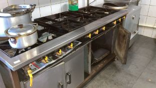 *Continental Gas Range Cooker with Assorted Cookware