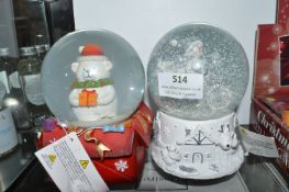 *2x Christmas Snow Globes