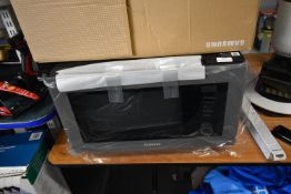 *Samsung 3-in-1 Microwave Oven