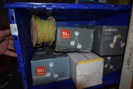 Quantity of Assorted Wall Lights and Cable
