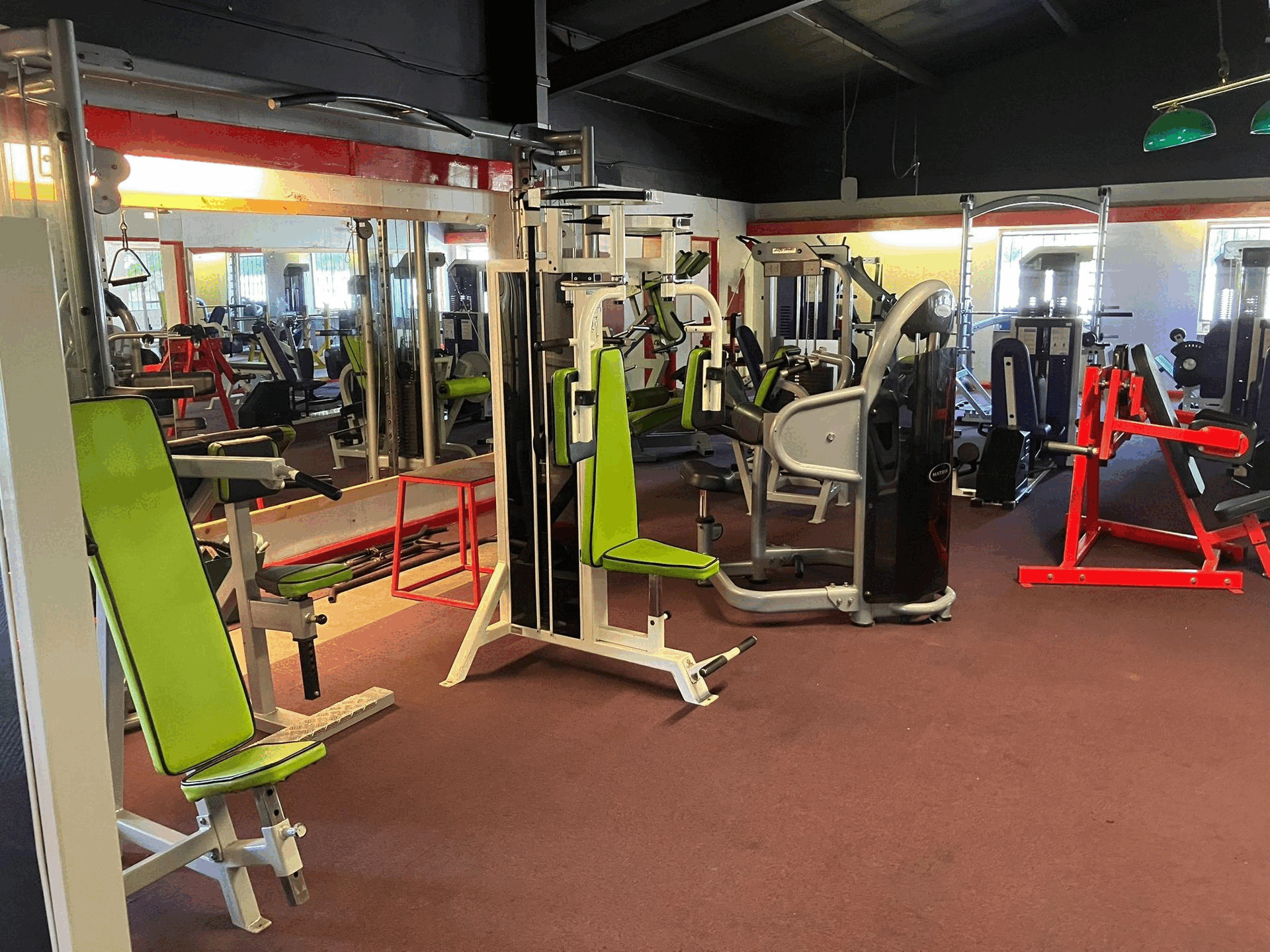 Online Timed Auction Ending Sunday 27th July at 3:00pm (Staggered) Iron Empire Fitness Club