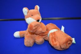 *Baby Jelly Cat Bashful Fox Cub Soother