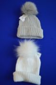*2x Infant’s Bobble Hats Size: 6-12 months and 12-18 months