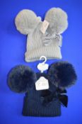 *2x Infant’s Bobble Hats Size: Newborn to 12 months