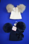 *2x Infant’s Bobble Hats Size: Newborn to 12 months