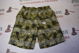 *Kirkland Men’s Swim Shorts Size: S