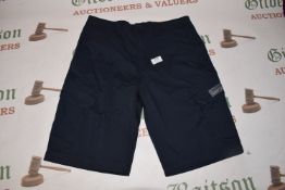 *Union Bay Men’s Navy Cargo Shorts Size: 32