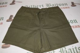 *Women’s Olive Green 97% Cotton Shorts Size: XL