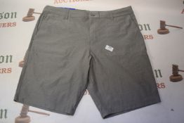 *Hang Ten Men’s Hybrid Walk Shorts Size: 36