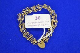 9ct Gold Gate Chain Bracelet with Locket 6.9g (scrap)