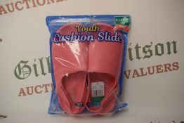32 Degrees Cool Youth’s Pink Cushion Sliders Size: 3-4