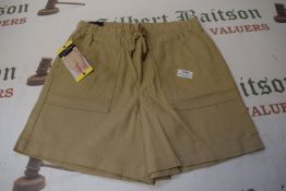 *Women’s Beige 97% Cotton Shorts Size: S