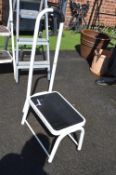 Step Stool with Handle