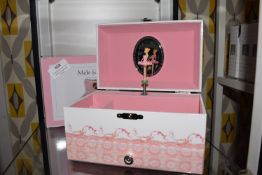 *Musical Ballerina Jewellery Box