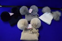 *4x Assorted Pompom Hats