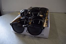 *20x Black Round Lens Sunglasses with Bamboo Arms