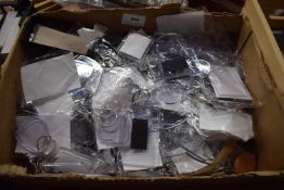 *Quantity of Photo Frame Keyring and Magnets