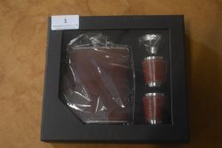 8756 - Giftware and Christmas Stock