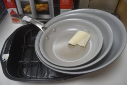 *Tramontina 3pc Pan Set plus Circulon Roasting Tin