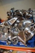 *Quantity of Stainless Steel Gravy Boats