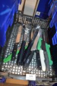 Quantity of Assorted Knives