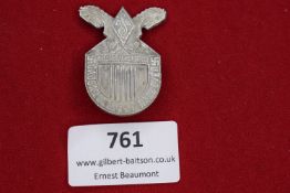 German Day Badge, silvered alloy, Niedersächsisches Gausängerfest Hannover 1939, depicting harp