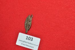 Third Reich Female RADwJ (Reichsarbeitsdienst der weiblichen Jugend) Membership Badge