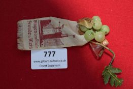 A German festival souvenir badge, cloth ribbon printed Bingen am Rhein – Freuden Wein with image