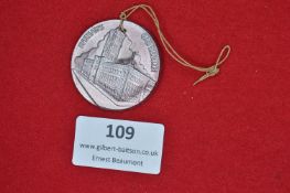 Commemorative Badge– Berlin Rathaus