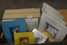*Box of Nautical Themed Decorative Items