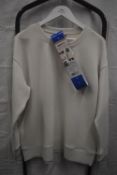 *32 Degrees Heat Cream Crewneck Sweatshirt Size: L