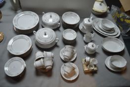 Noritake Melissa Pattern Dinner Service 60+pcs