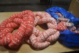 *Quantity of Christmas Knot Cushions