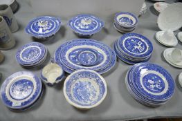 Blue & White Willow Pattern Tableware 40+pcs