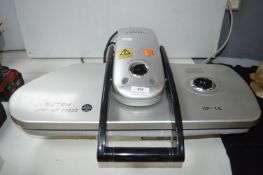 E&R Classic Compact Clothes Press