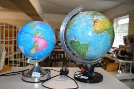 2x Illuminated Globes