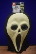 Glow in the Dark Screamer Mask